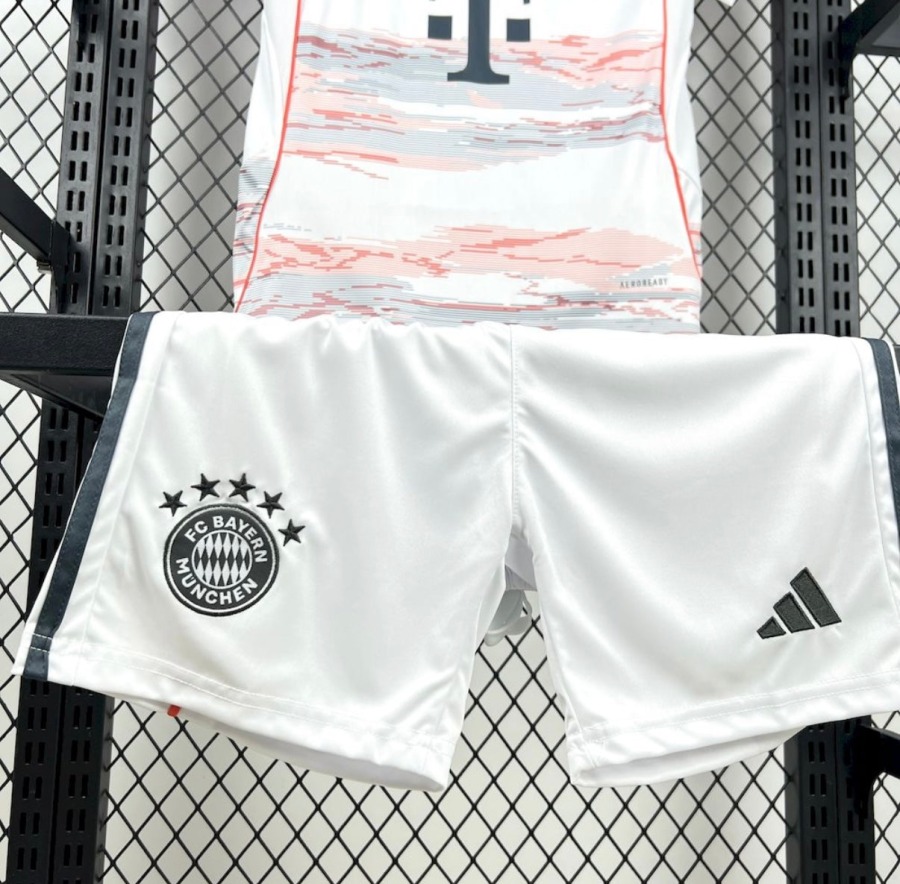 717E346E-0F15-42BB-9F00-58FCC5073F0B.jpg Maillot FC Bayern Munich Extérieur 2025/26 Enfant