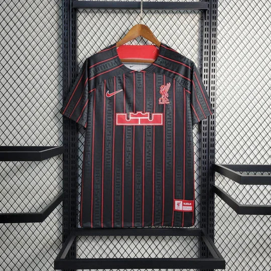 7253ea1f_540x_4a674714-3b69-4cf1-903b-e3d1754527ad.jpg Liverpool 2023 Premium Streetwear Voetbalshirt