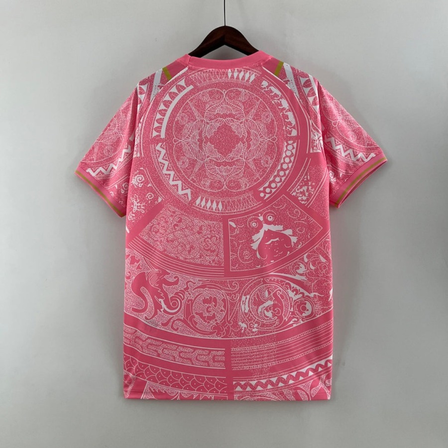 759566bcfda0589d0fcd585d1578d943_65fc31ed-ce6e-4b95-9d72-b39b14be51b9.jpg Italië Roze Voetbalshirt 24/25 Speciale Editie