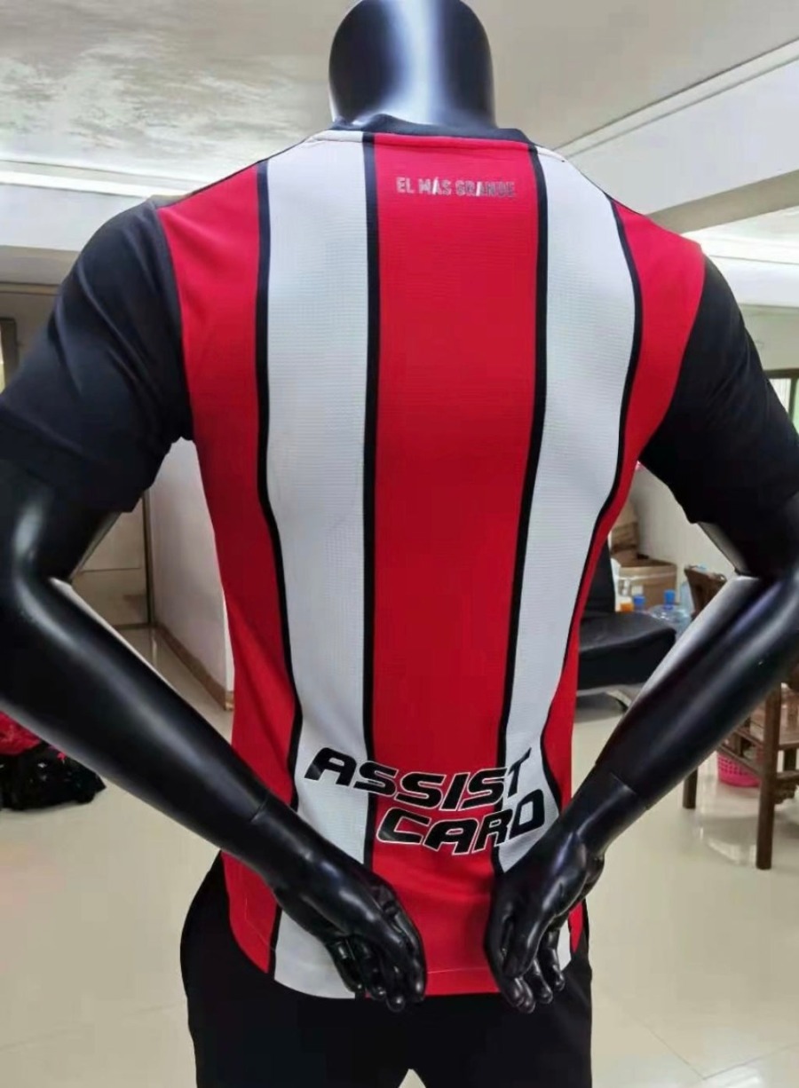 7619C4DC-0C69-4A47-9096-1E9E35E0F466.jpg Thuisshirt River Plate 2021/22