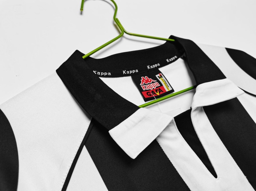776AD0D3-BB58-4CD6-89BF-84C0029B10E5.jpg Juventus Thuisshirt 1997/98 Lange Mouwen