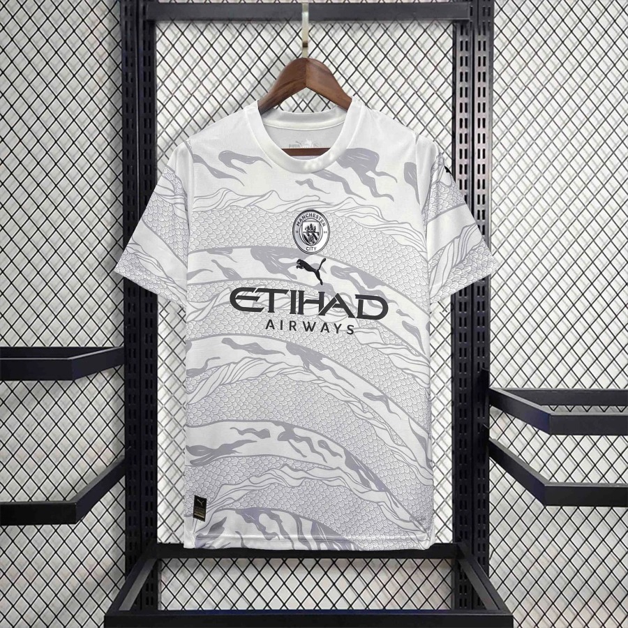 79d843f3df356af0a287357804357c69.jpg Manchester City Chinees Nieuwjaar Editie 2023-2024 Voetbalshirt