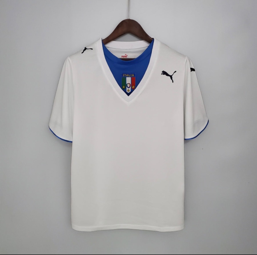 7FA73CFF-7486-4631-8383-3A82D6A5CDF9.jpg Italië Uitshirt 2006