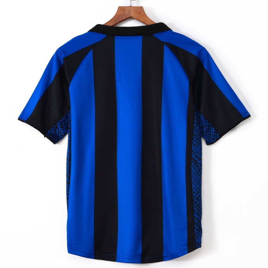 80ca33dc07bec65f3c55cec93d5d6db7.jpg Inter Milan Thuisshirt 2001-2002 Retro
