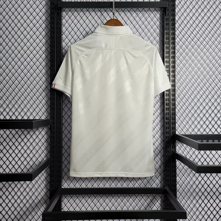 8261a1de39d39ad41b2fefa9390e7b51.jpg Paris Retro Shirt 2019 2020