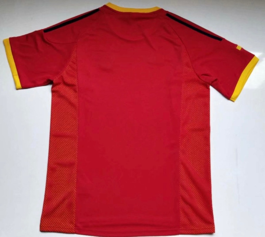 85945FD7-297F-4ECE-9F5F-1BF218A8540C.jpg Spaans Thuisshirt 2002
