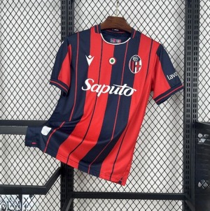 87A8799D-4EBC-4DE6-B7B1-B3E4C664228A.jpg Bologne Thuisshirt 2025/26