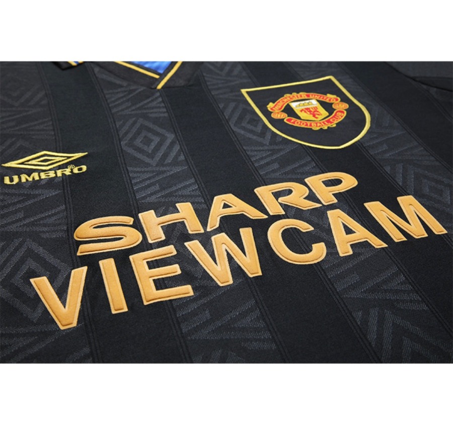 8B6D2AA5-12BC-434D-BC0F-A37BA6AA585E.jpg Manchester United 1993/94 Uitshirt Lange Mouwen