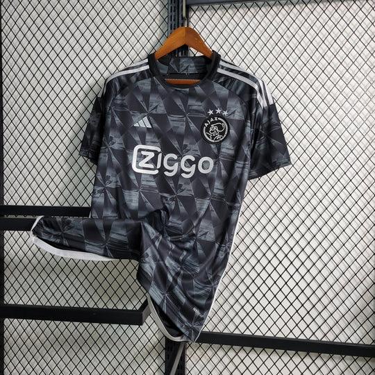 9168058d_540x_7f1d5104-105c-4d98-b266-88c55c331cf0.jpg Ajax Derde Shirt Zwart 2023-2024