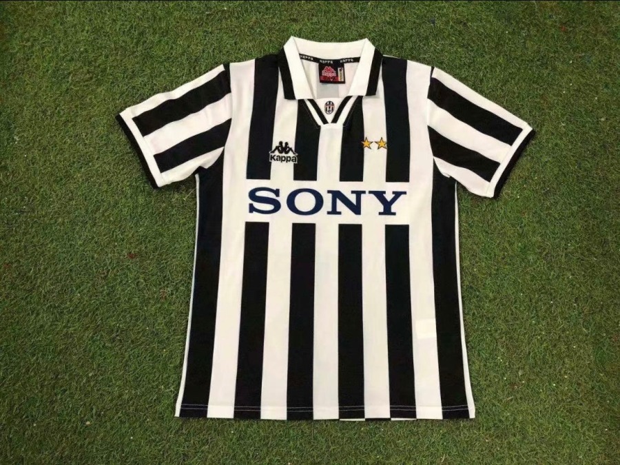 91DA8611-4D25-4F09-9DBB-E3E07A1C40FD.jpg Voetbalshirt Juventus 1996/97 Thuisshirt