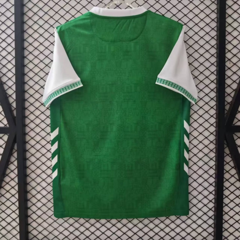 9321b332fd7846f6a45502b21c64de46.jpg Saint-Étienne Thuisshirt 2025/26
