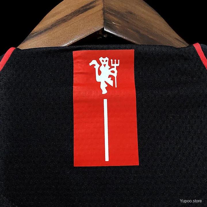 94209f39fd94a3a33803f10ae02d1fe3.jpg Manchester United Retro Shirt 2007-2008