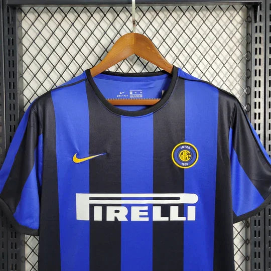 98bccbcc_540x_c4f9fda0-a788-47d7-8544-ddffbce0c609.jpg Inter Milan Retro Shirt 1999-2000