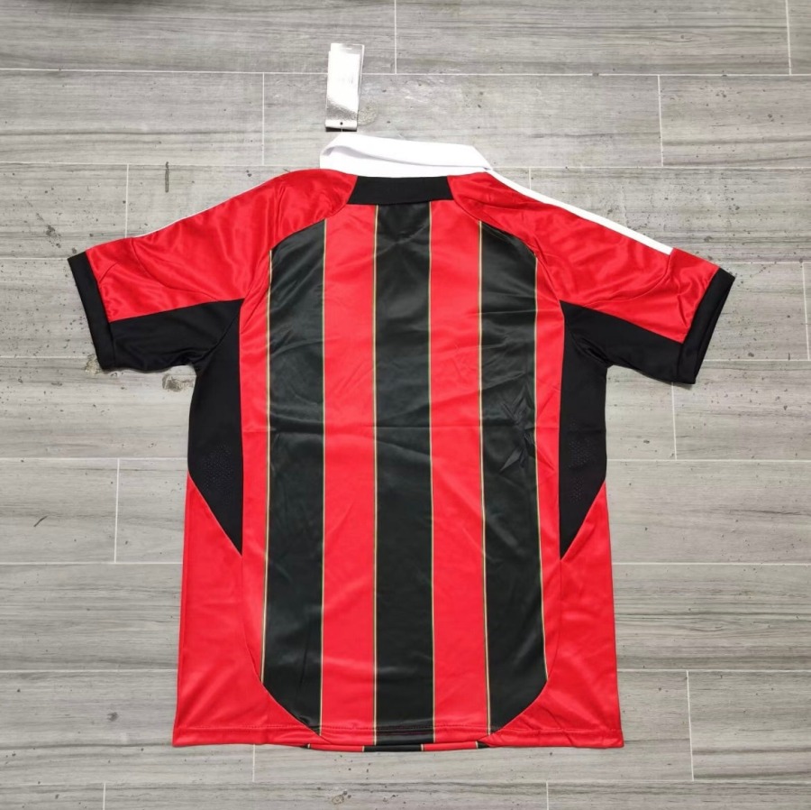 9989E813-6CA2-4096-A4A4-288D0A01FB16.jpg AC Milan Thuisshirt 2012/13