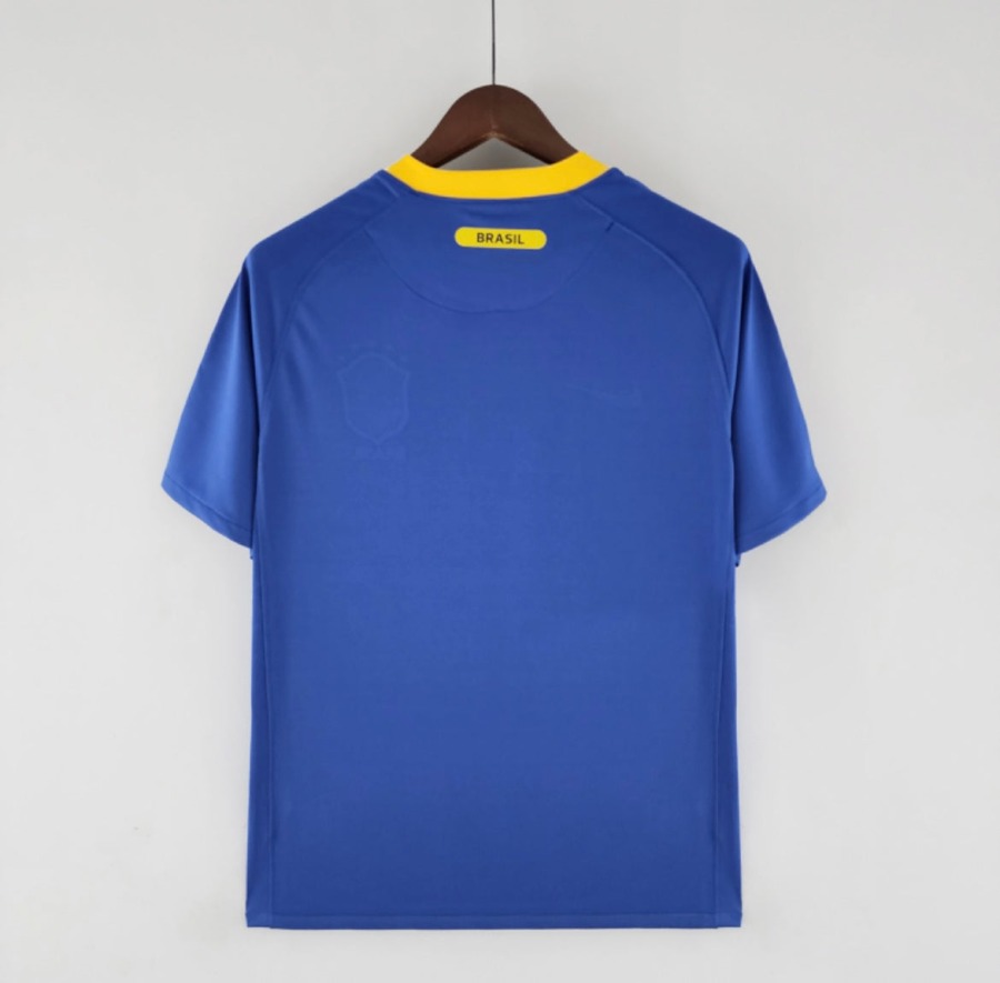 9DFCF5AB-76C0-4985-993E-22C675B848E7.jpg Braziliaans Uitshirt 2010