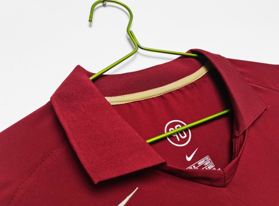 9E10B447-5CA4-4AF2-8926-19CE07E9E287.jpg Arsenal Thuisshirt 2005/06 Lange Mouwen