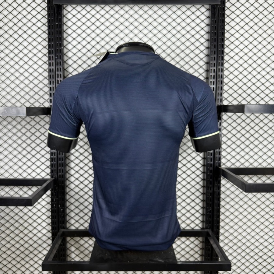 9a422dc18ac2b311c80ad71eb638244a.jpg Real Madrid Uitshirt 25/26