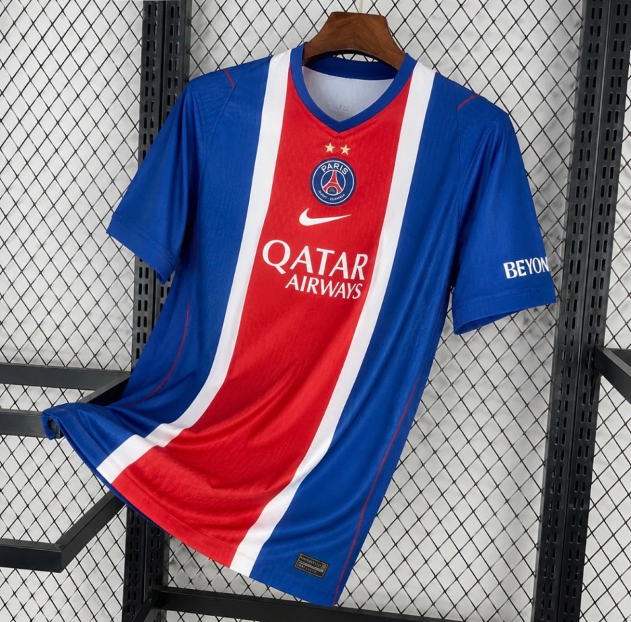 A5B91A66-0F9E-42D5-BD90-4647107D4396-1.jpg PSG Thuisshirt 2026/27 2 Sterren