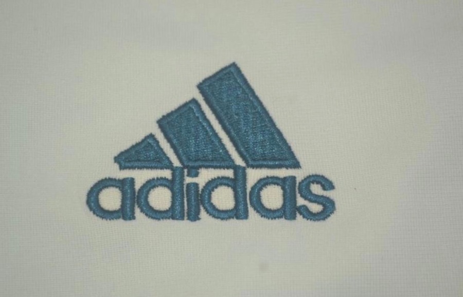 A7FEA801-133B-427C-BC22-5C580DD75EF1.jpg Liverpool 2006/07 Uitshirt Lange Mouwen