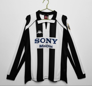 BAE85E28-2CF7-4544-A7A1-9A6B4085170B.jpg Juventus Thuisshirt 1997/98 Lange Mouwen
