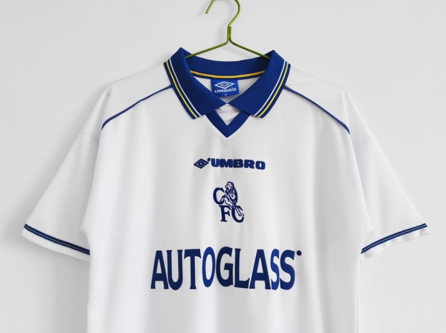 C9769081-5600-4D71-A220-DF0FDD5790E7.jpg Chelsea Uitshirt 1999/2000
