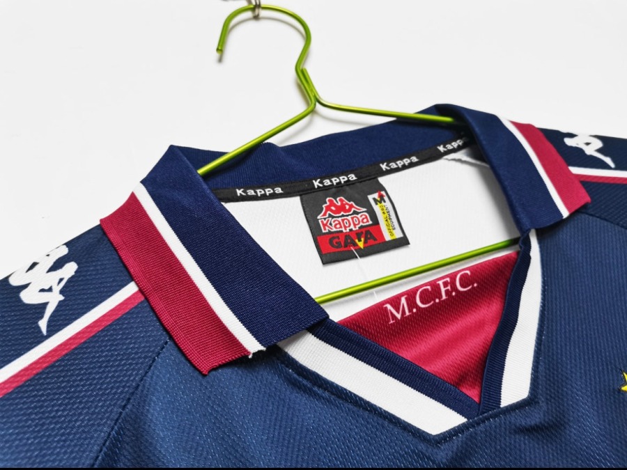 DF90ECC1-B85B-4964-93F0-5781F0B72BDF.jpg Manchester City Uitshirt 1997/98