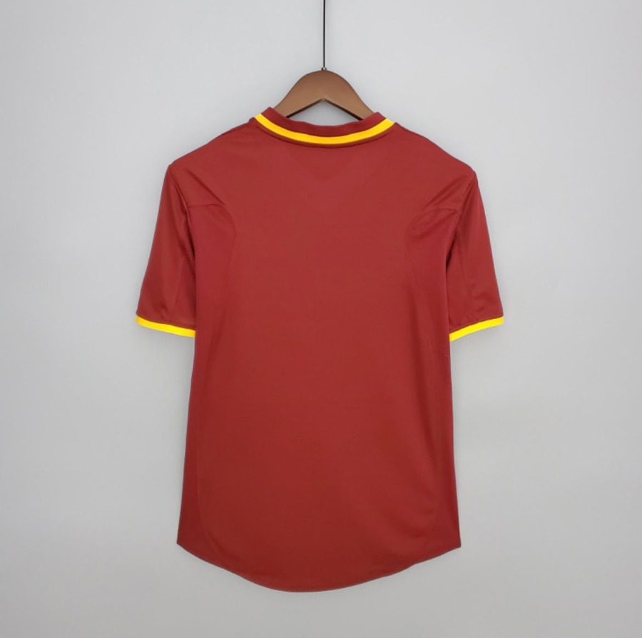 F6E4E897-62A4-4EBF-BD1D-EEE0E53C4C38.jpg Portugees Thuisshirt 2000
