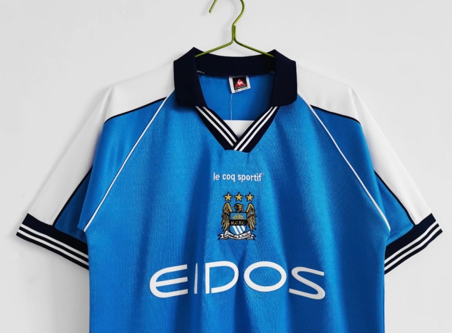 FA7497E7-E678-4DD2-8DD7-A43E44FC33E1.jpg Manchester City Thuisshirt 1999/2000