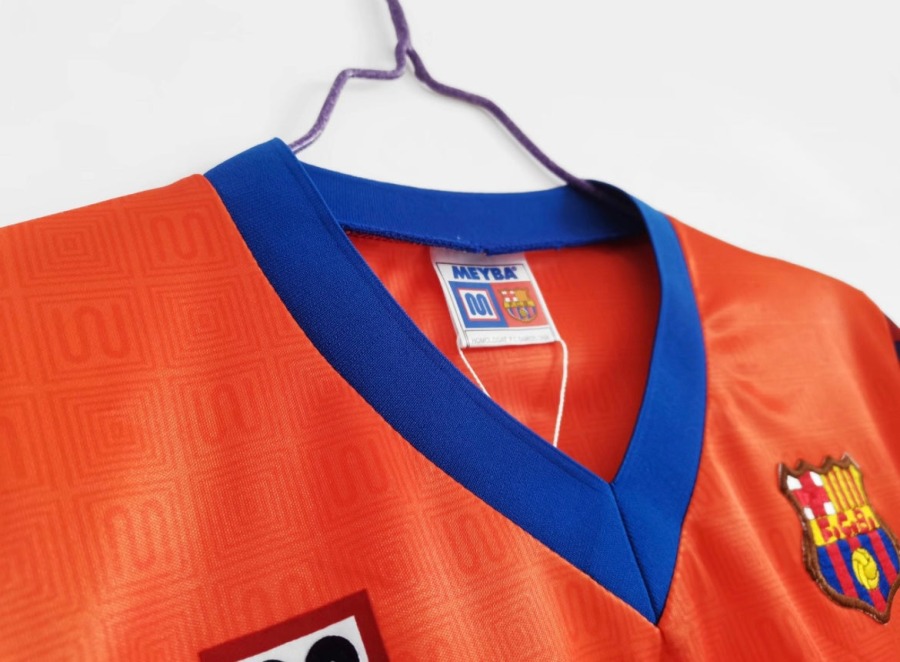 FullSizeRender_4d63c250-11b9-4784-854c-ccd232a7f5d3.jpg FC Barcelona Uitshirt 1991/92