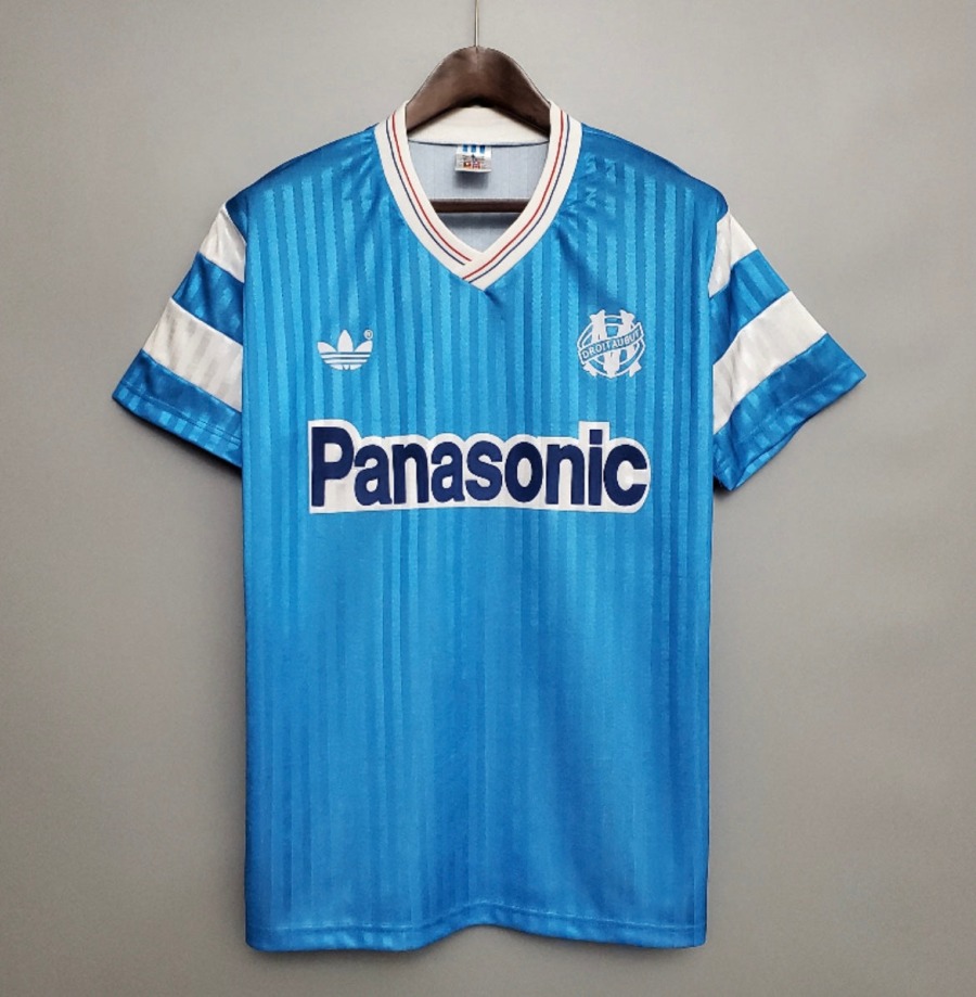 FullSizeRender_59580cbb-fb77-4750-97d5-f5aaef7eaacf.jpg Uitshirt OM 1990/91