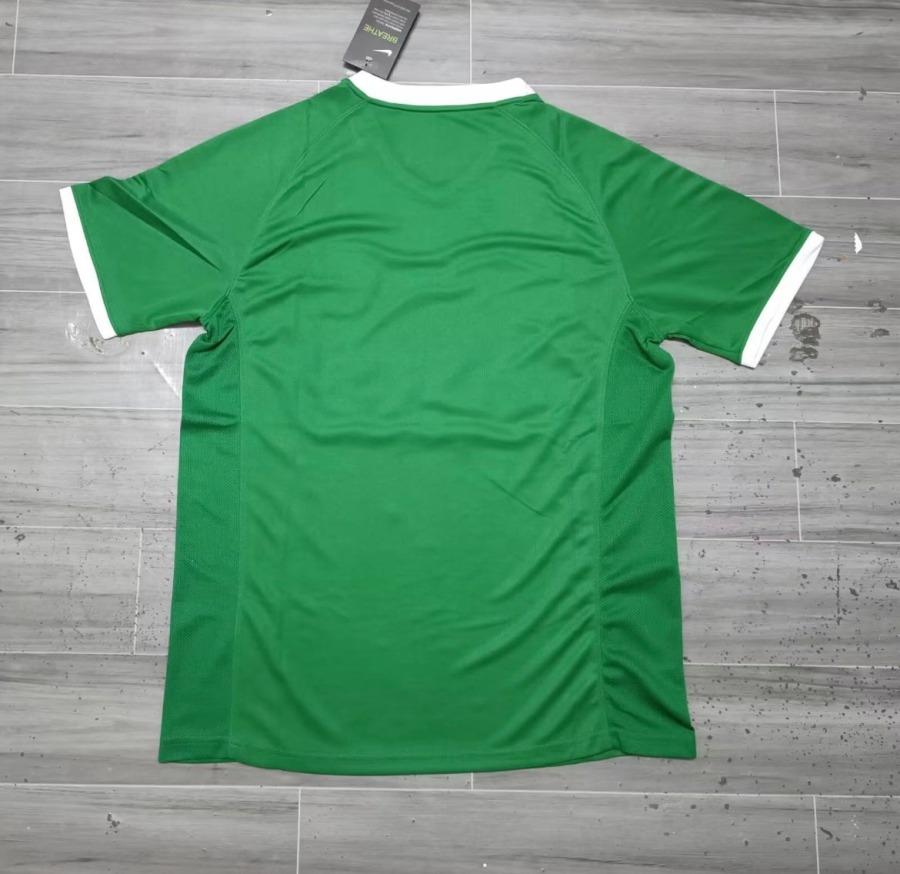 FullSizeRender_9e96a58a-aa28-49c9-97a9-e23b27a4a797.jpg VfL Wolfsburg Thuisshirt 2008/09