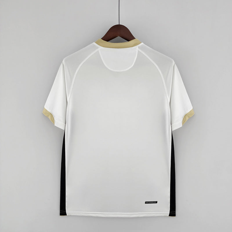 IMG-0567_2c346a1f-ad5b-4afb-8ec4-a9857deeff47.jpg Manchester United Retro 2006-2007 Shirt