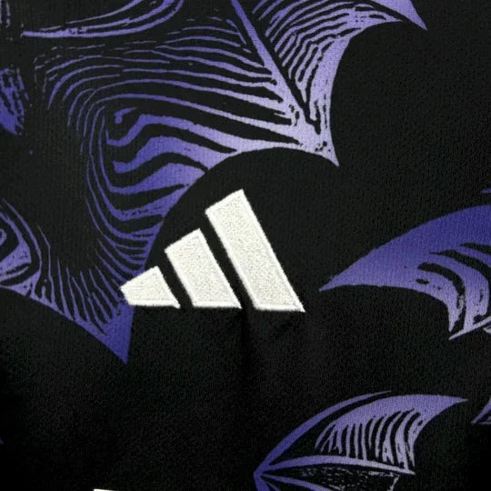 IMG-6222_540x_c7a46cc7-73f8-4fc0-93db-63d9026e3f92.jpg Voetbalshirt Real Madrid Speciale Editie 2024/25