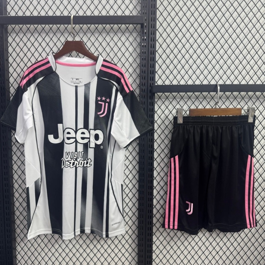 a09129d79846c2a1aba371ba1f938c86.jpg Juventus Thuisshirt 2025/26 Volwassenen