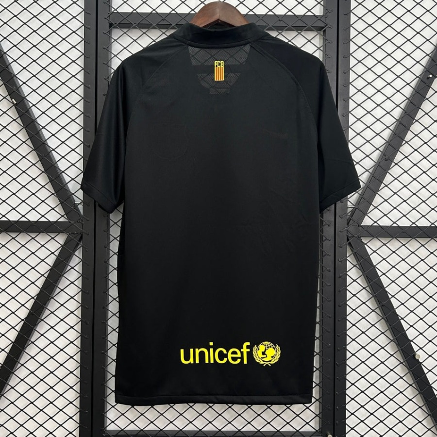 a3832e57e604c34d0b3d459b0d50ebc2.jpg FC Barcelona Uitshirt 2011-2012 Retro