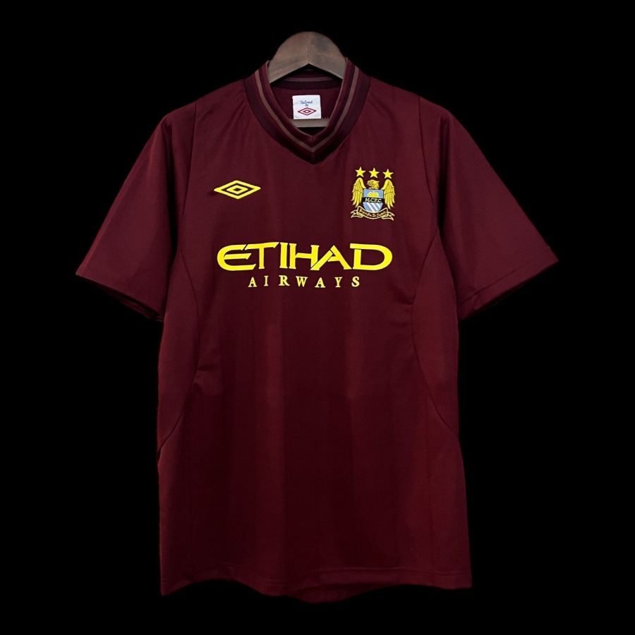 a4eae63b-Photoroom.jpg Manchester City 2012-13 Retro