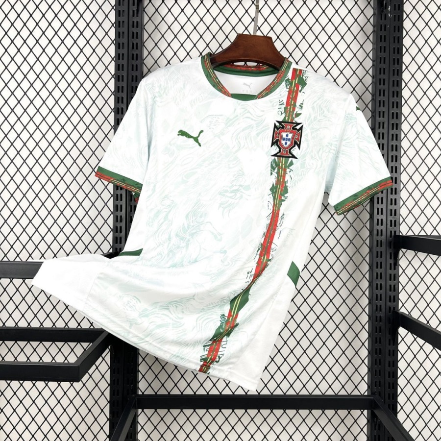 ab386511f69428a5ee4ee858ad18fa81.jpg Portugal Voetbalshirt 26/27 Speciale Editie White