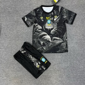 b31f12b51e7d09e706207c3b67d4ad3f.jpg Brazilië 2025/26 Kinderen Special Black