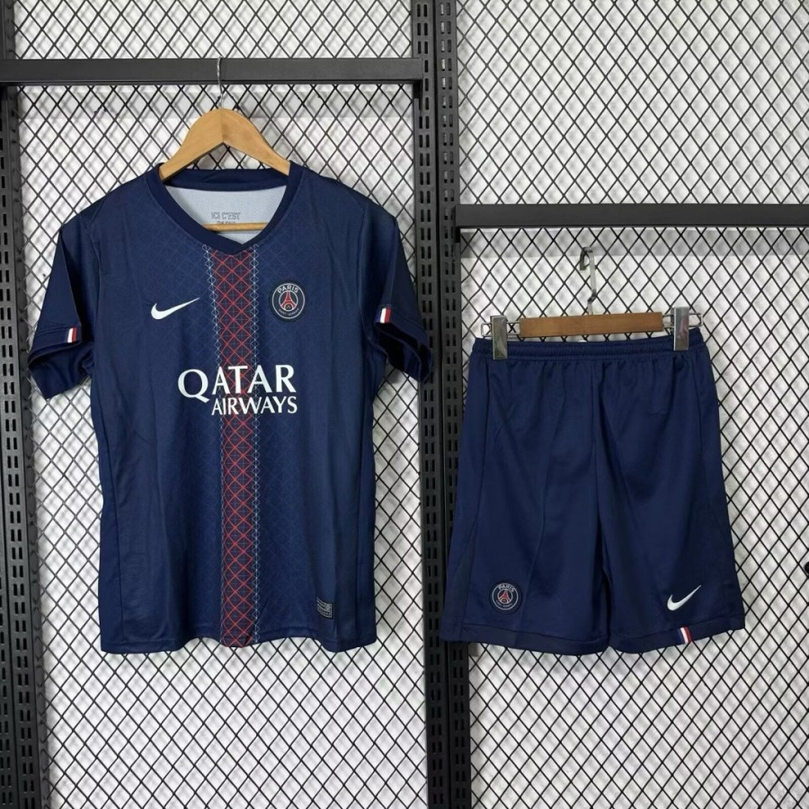 c2903ab57a3edf3f2c2c47dce033dfaa_8ab23bb1-864d-412d-b86e-53eb86b1a6cf.jpg PSG Thuisshirt 2025/26 Volwassenen