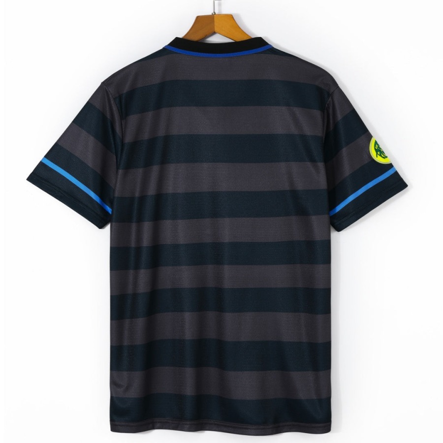 c6c8a5c07821df2595d2e7a9848eb8ed.jpg Inter Milan Derde Shirt 1997-1998 Retro