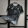 cdceb3d4_540x_1.jpg Real Madrid Zwart & Grijs Panther Voetbalshirt 2024/25
