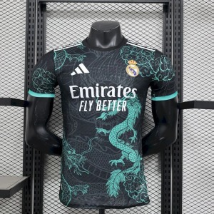 d3276b5385ae9018e6bbb2e61662e32b.jpg Real Madrid 2025-2026 Concept Streetwear Shirt