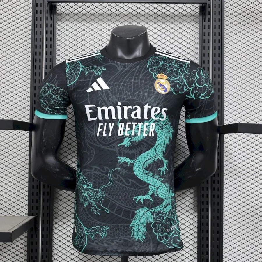 d3276b5385ae9018e6bbb2e61662e32b.jpg Real Madrid 2025-2026 Concept Streetwear Shirt