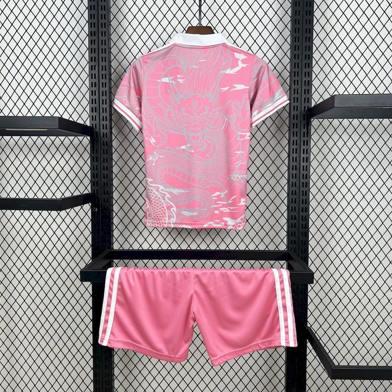 d4bbe5ba3bdaec159eae8faf3745fc0a.jpg Real Madrid Kinderen Roze Shirt 24/25