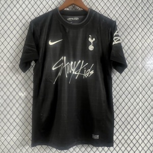 ddf4cc81f3193c07a41d983a5b70d957.jpg Tottenham Shirt 25/26 Speciale Editie