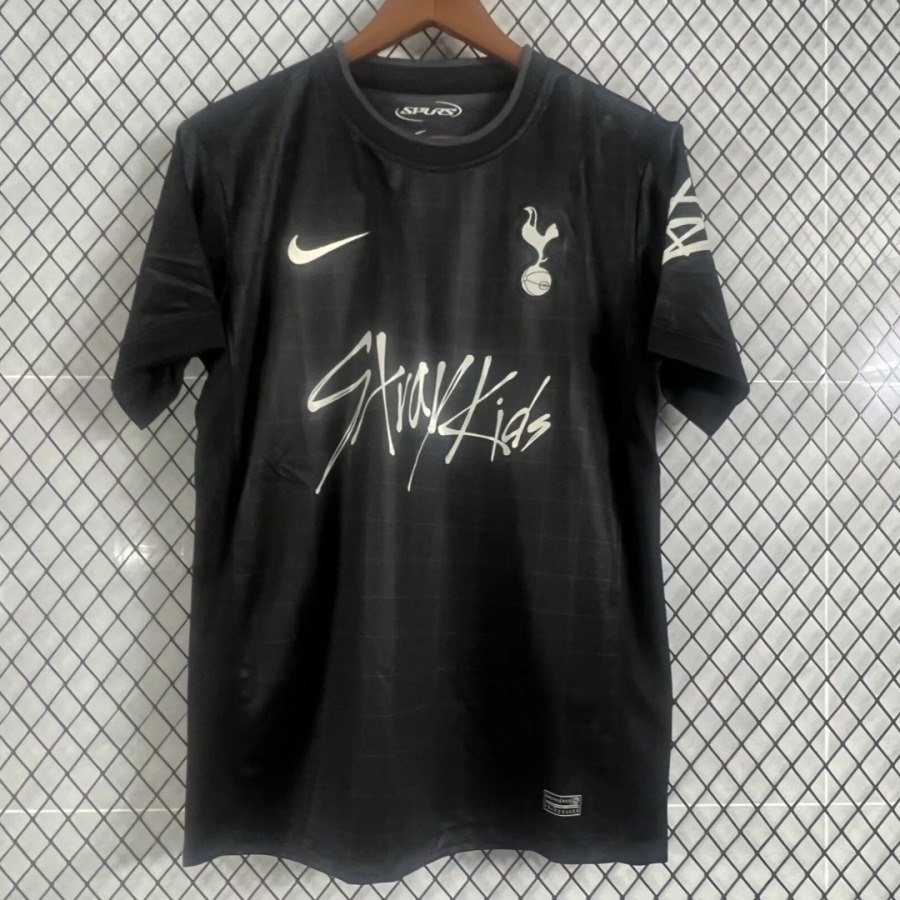 ddf4cc81f3193c07a41d983a5b70d957.jpg Tottenham Shirt 25/26 Speciale Editie
