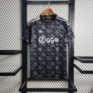 e07b21ff_540x_0cf212f2-806a-4654-bb52-324e76ef31f1.jpg Ajax Derde Shirt Zwart 2023-2024