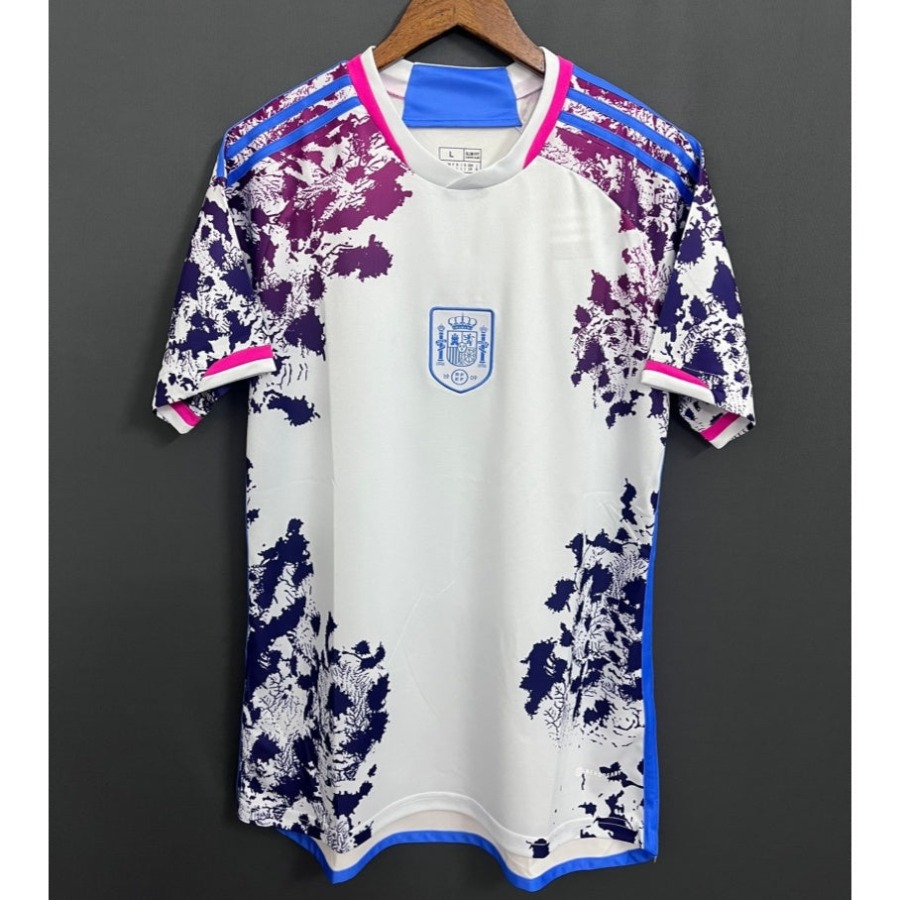 e082689a36279a8601ac1daff12f0830.jpg Spanje Thuisshirt 25/26 Speciale Editie