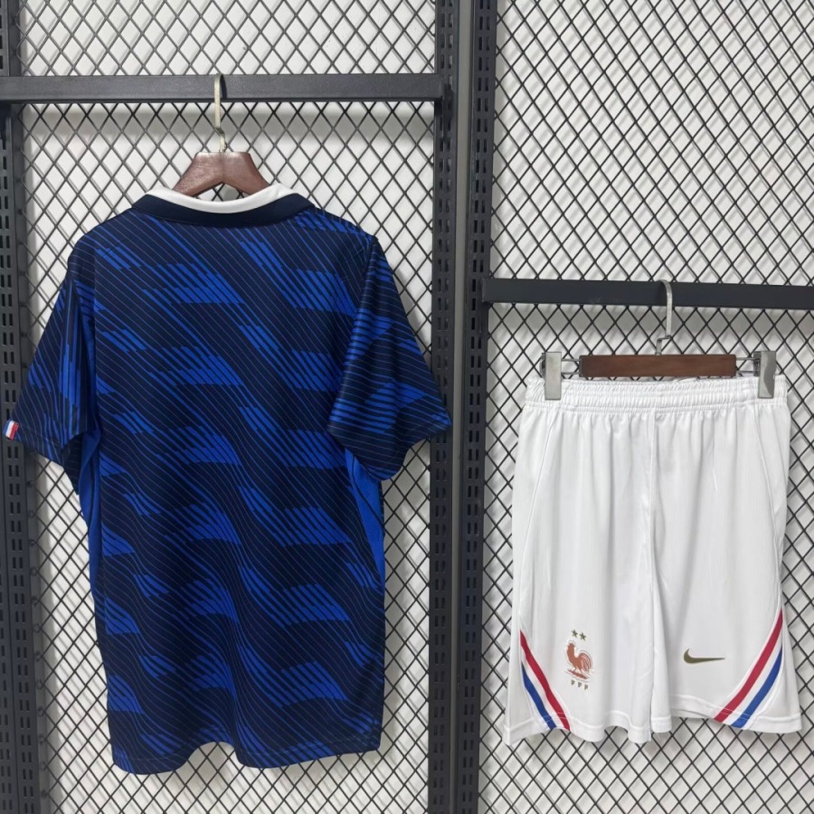 e0cd2e4dea0d5e9a49aa68725beae821.jpg Frankrijk Thuisshirt 2026 Volwassenen
