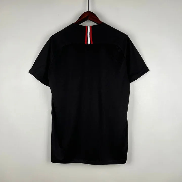 e5c04517172268c2ad4e47b563175d4a.jpg Paris Retro Shirt 2018 2019